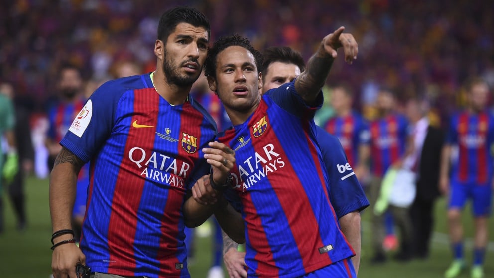 Luis Suárez y Neymar durante la época del brasileño en el Barça. (AFP)