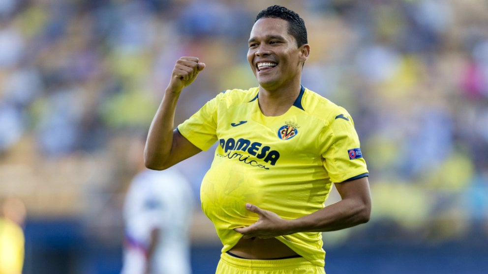 Carlos Bacca celebra un gol con el Villarreal (Villarreal Club de Fútbol)