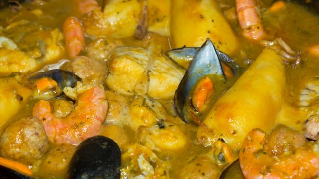 Guiso de congrio y sardinas