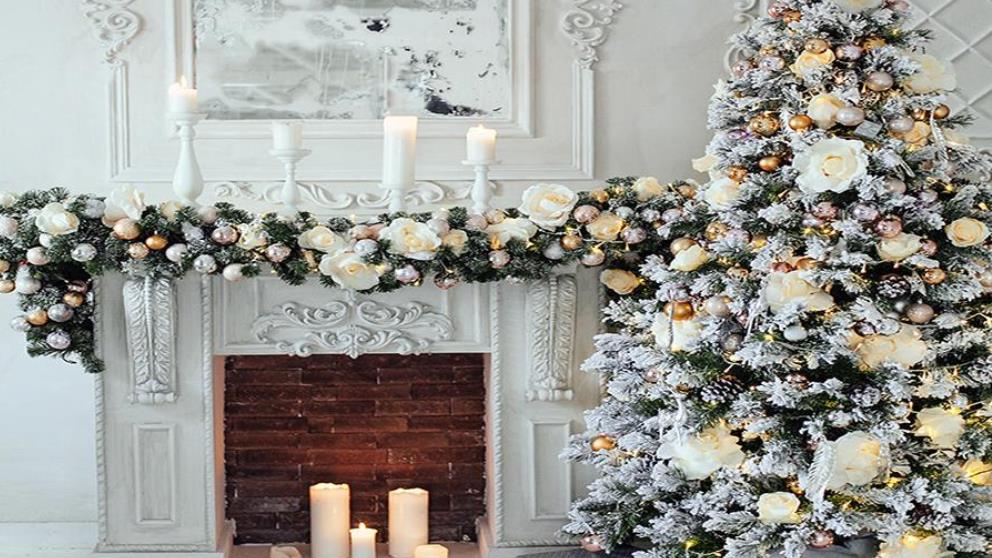 Cómo decorar un árbol de Navidad blanco?