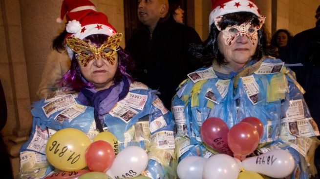 dignidad mezcla Cartero Lotería Navidad 2019: Los mejores disfraces de los asistentes al sorteo San  Ildefonso