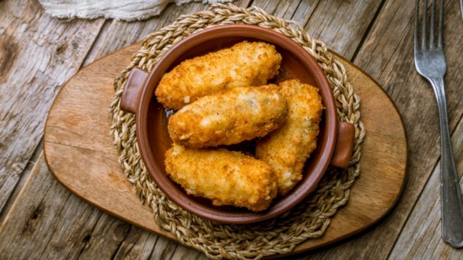 Receta de croquetas de judías blancas con panceta y huevos