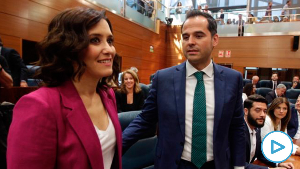 Isabel Díaz Ayuso e Ignacio Aguado en la Asamblea. (Foto: Francisco Toledo/Okdiario)