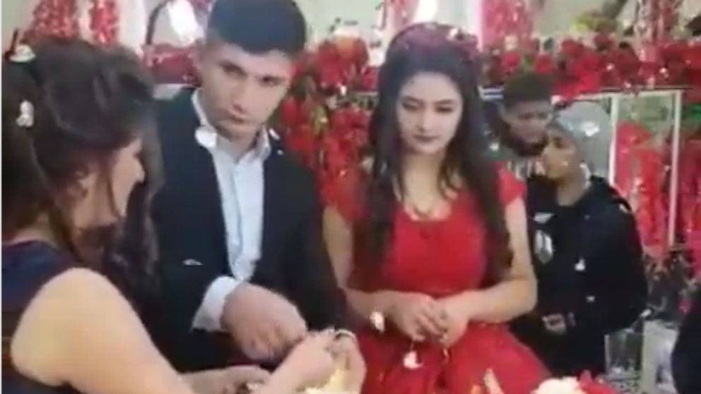Facebook: La boda más tensa jamás vista con final inesperado