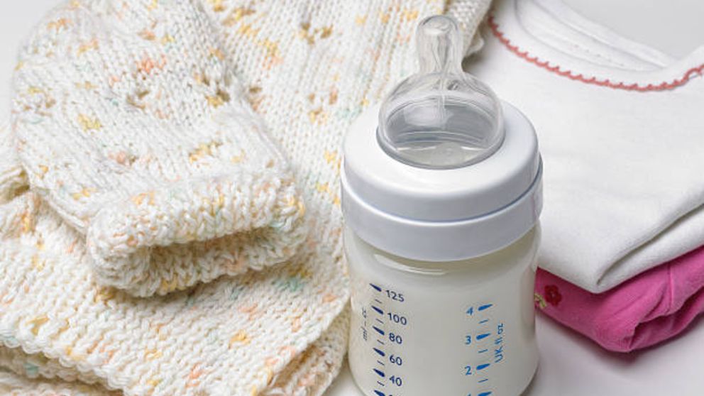 Cómo CALENTAR la LECHE materna - Opción segura para el bebé