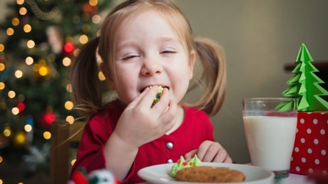 Cómo evitar que los niños coman demasiado azúcar durante la Navidad