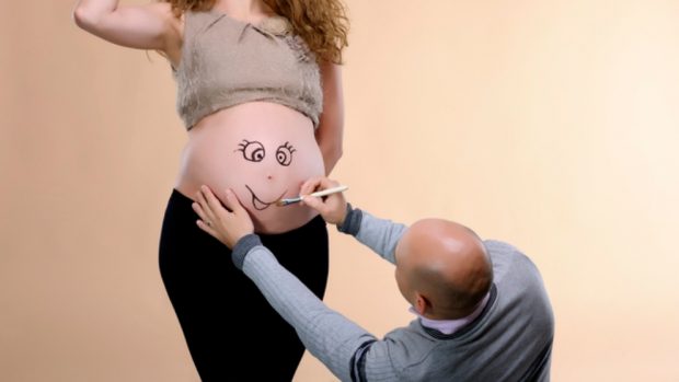 Bump Painting: Cómo pintar la tripa de embarazada