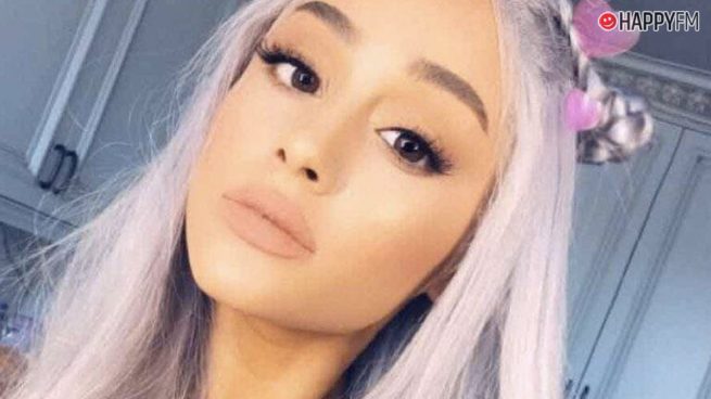Ariana Grande muestra su desprecio a este filtro de Instagram