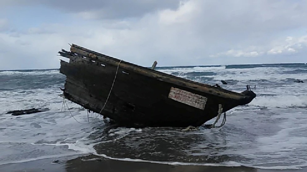 Imagen del barco fantasma aparecido en Japón