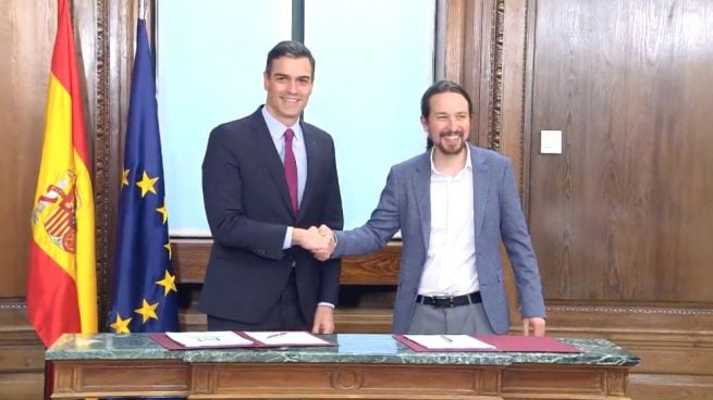 Iglesias le exige a Sánchez un acto de presentación de los Presupuestos para salir en la foto  Pablo Iglesias quiere desviar, con la foto de los presupuestos, el foco mediático que pesa sobre él y Podemos por las investigaciones judiciales Sanchez-iglesias-congreso-655x368