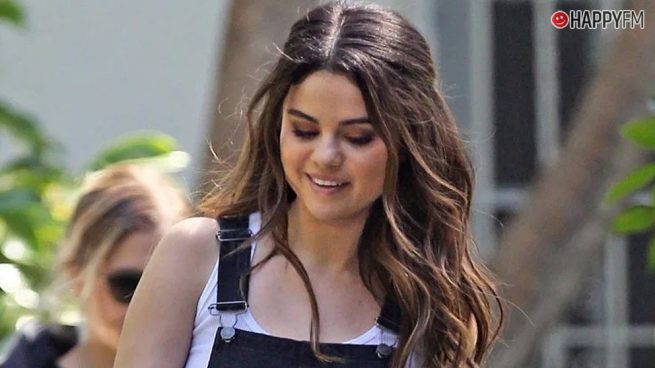 Selena Gomez, de nuevo viral e irreconocible con este vídeo en una discoteca