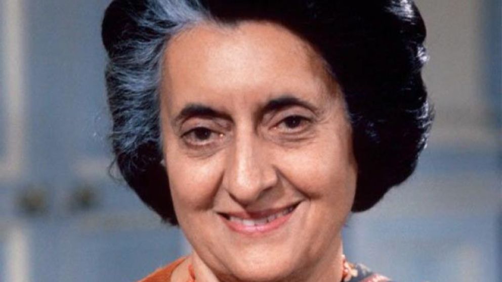 El 19 de enero de 1966 Indira Gandhi es elegida primera ministra de la India