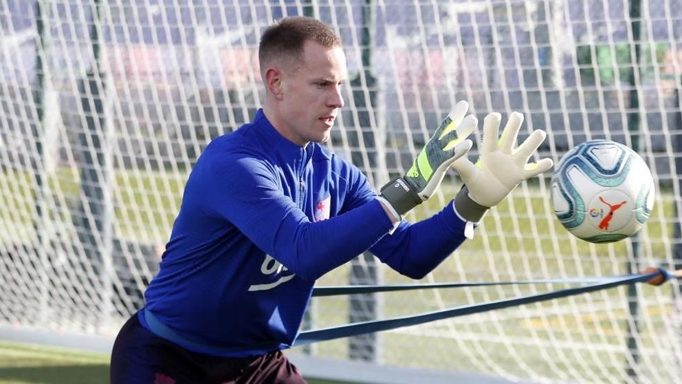 Ter Stegen, durante el entrenamiento. (FC Barcelona)