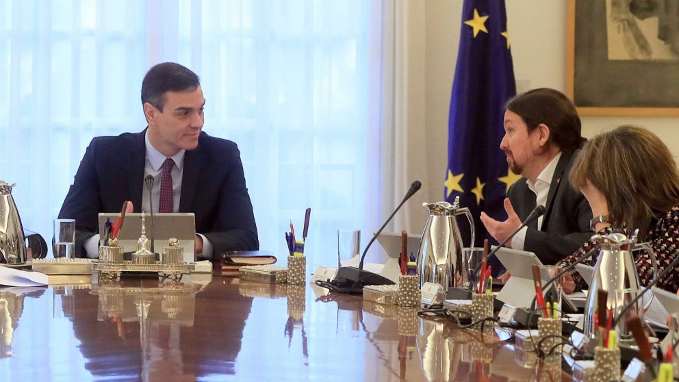 Pedro Sánchez y Pablo Iglesias en el Consejo de Ministros.