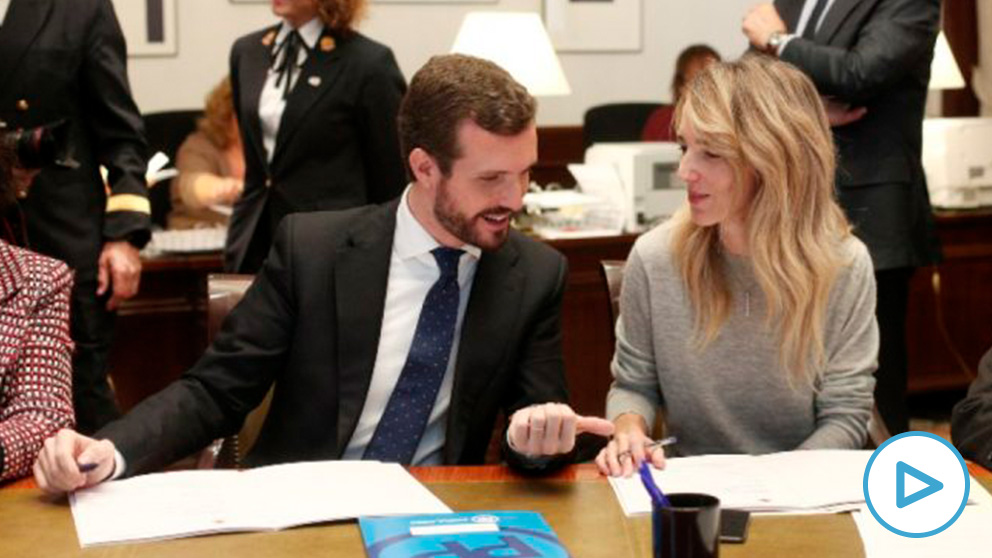 El presidente del PP, Pablo Casado con la portavoz en el Congreso, Cayetana Álvarez de Toledo. Foto: EP