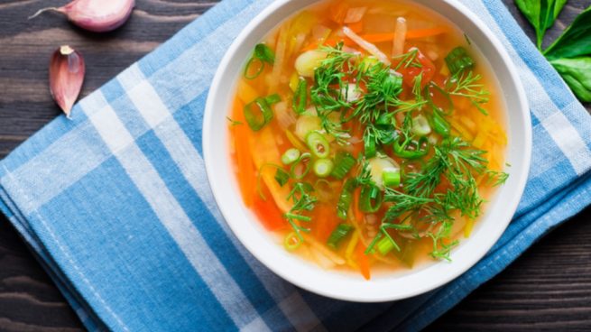 Receta de sopa de verduras con fideos