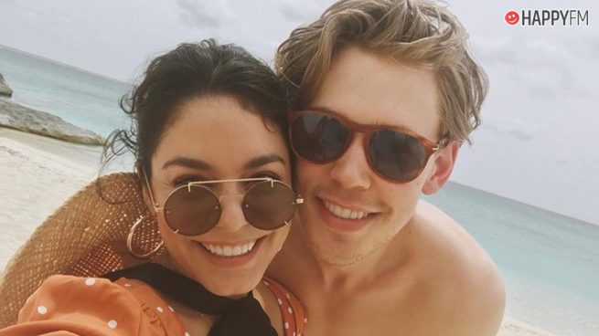 Vanessa Hudgens y Austin Butler