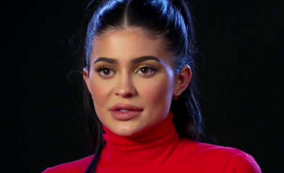 Instagram: Kylie Jenner se pasa con las tijeras