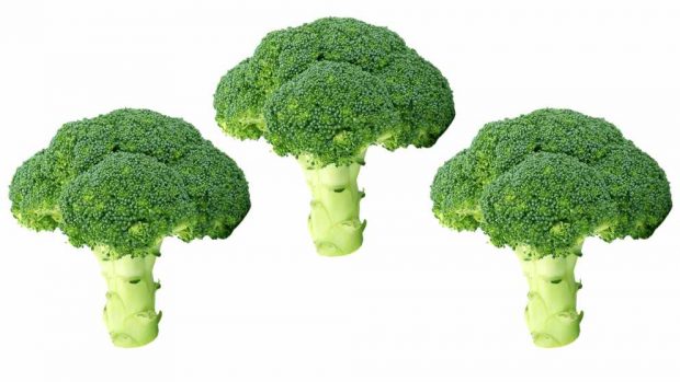 Ensalada de brócoli crudo