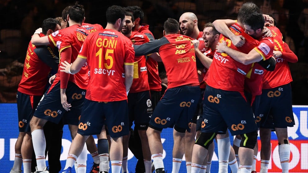 Los Hispanos celebran su pase a la final del Europeo 2020. (AFP)