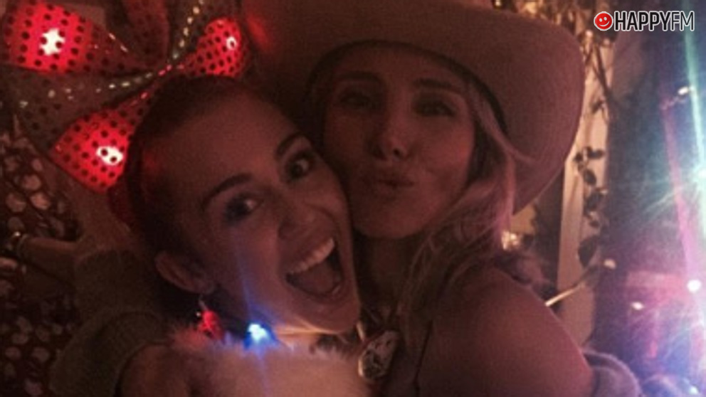 Miley Cyrus y Elsa Pataky