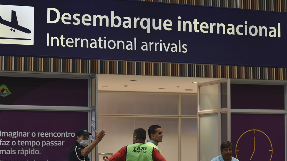 Medidas en aeropuertos por el coronavirus (Foto: EP)