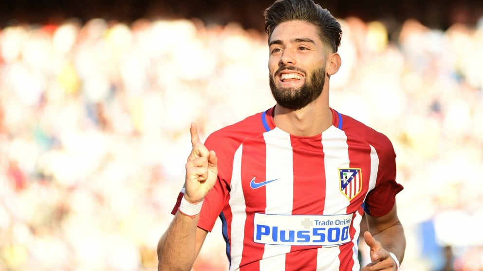 Yannick Carrasco, durante un partido con el Atlético de Madrid en 2017. (AFP)