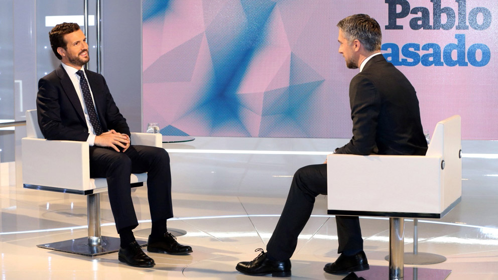 Pablo Casado durante su entrevista en TVE (Foto: EFE)