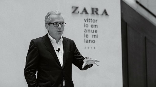 Pablo Isla, presidente de Inditex, en una tienda de Zara en Milán