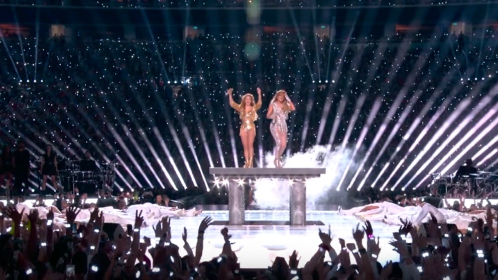 Shakira y JLO en su show de la Superbowl