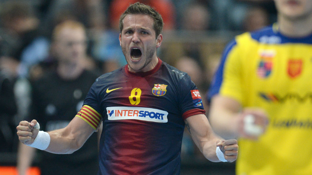 Víctor Tomás durante un partido con el Barcelona. (AFP)