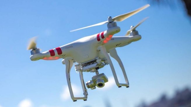 multa por volar un dron cerca de un aeropuerto