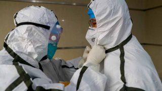 wuhan cuarentena coronavirus recien nacido infectado