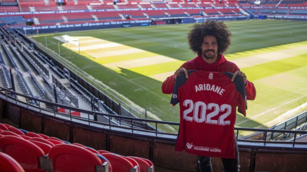 Aridane Hernández, renueva con Osasuna. (Club Atlético Osasuna)