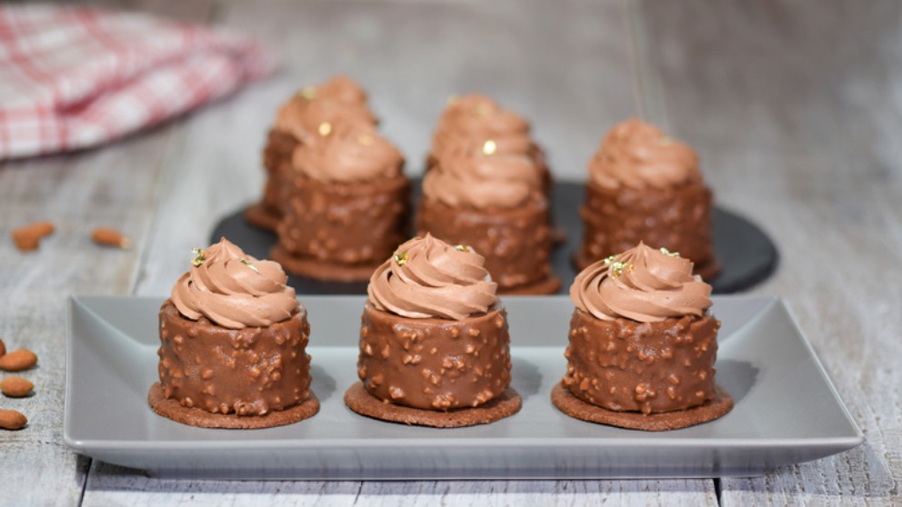 Mousse de chocolate y avellanas