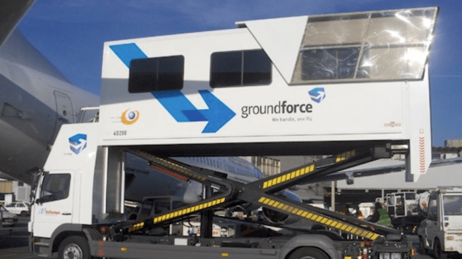 Groundforce comienza a operar el primer autobús eléctrico en el aeropuerto de Barcelona