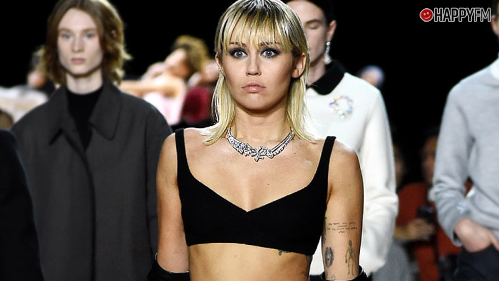 Miley Cyrus debuta en una pasarela