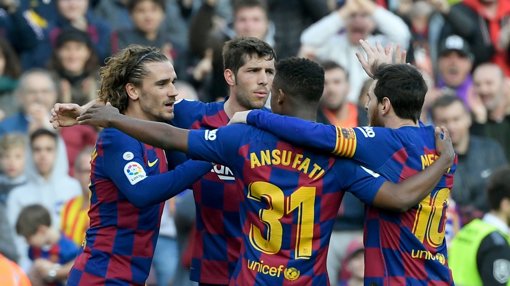 Los jugadores del Barcelona celebran un gol. (AFP)