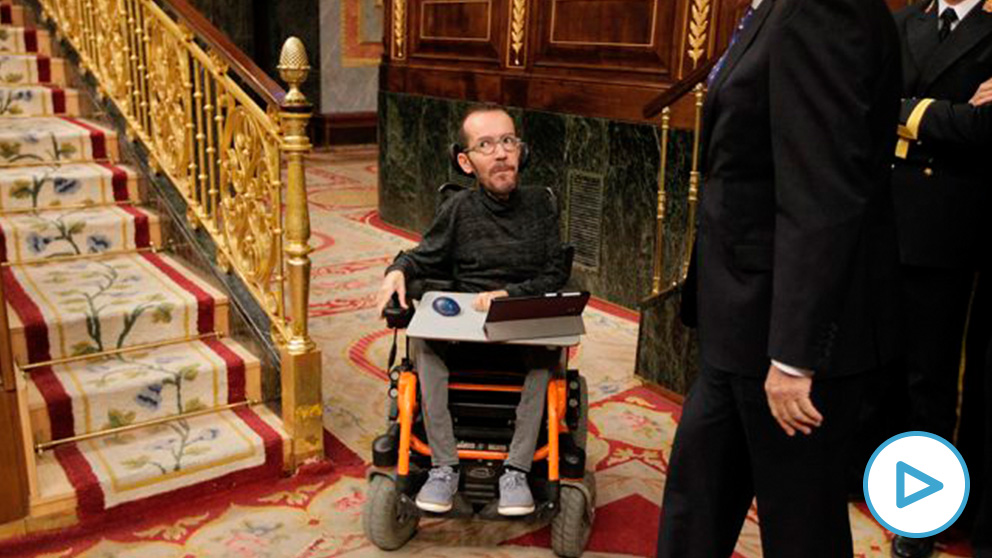 Pablo Echenique durante la segunda jornada del debate de investidura de Pedro Sánchez en el Congreso de los Diputados. (Foto: Francisco Toledo)