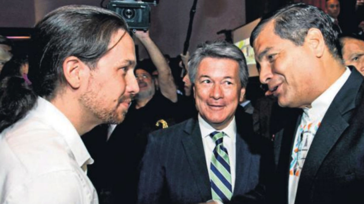 Pablo Iglesias y Correa, durante una visita del ex líder de Podemos a Ecuador en septiembre de 2015.