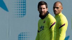 Martin Braithwaite, junto a Messi en el su primer entrenamiento. (EFE)