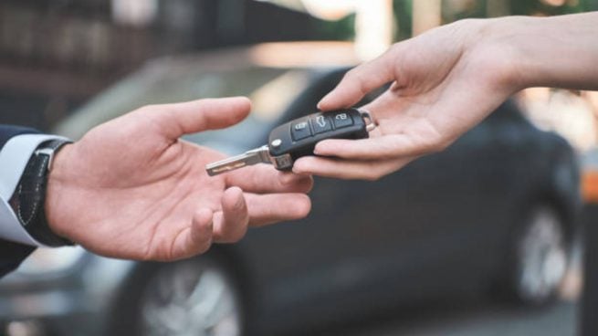 españoles coche septiembre automóvil modo de transporte vehículo