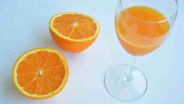 Receta de mousse de naranja ligera y fácil de preparar