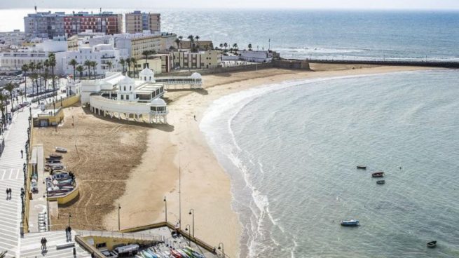 Una de las más importantes es la playa de La Caleta en Cádiz.