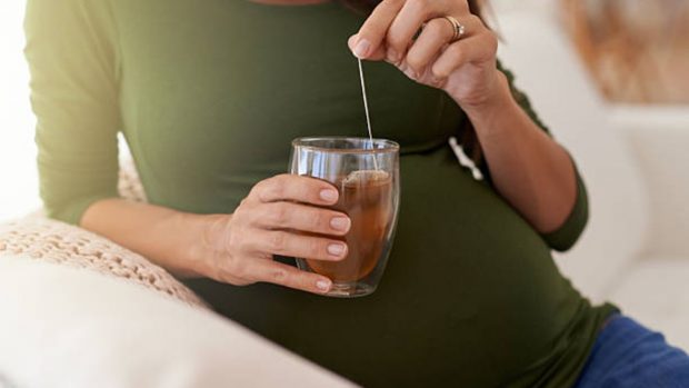 5 alimentos que las embarazadas deben evitar en el desayuno