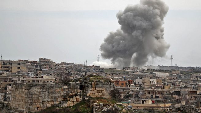 Un ataque turco mató a 21 soldados sirios en las horas previas al alto el fuego en Idlib