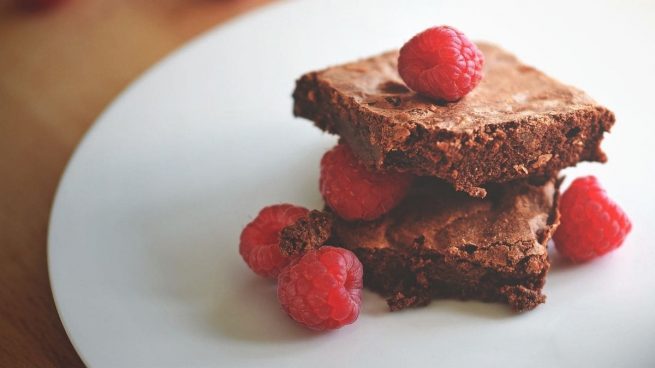 5 recetas de brownie sin azúcar para una merienda o postre saludable