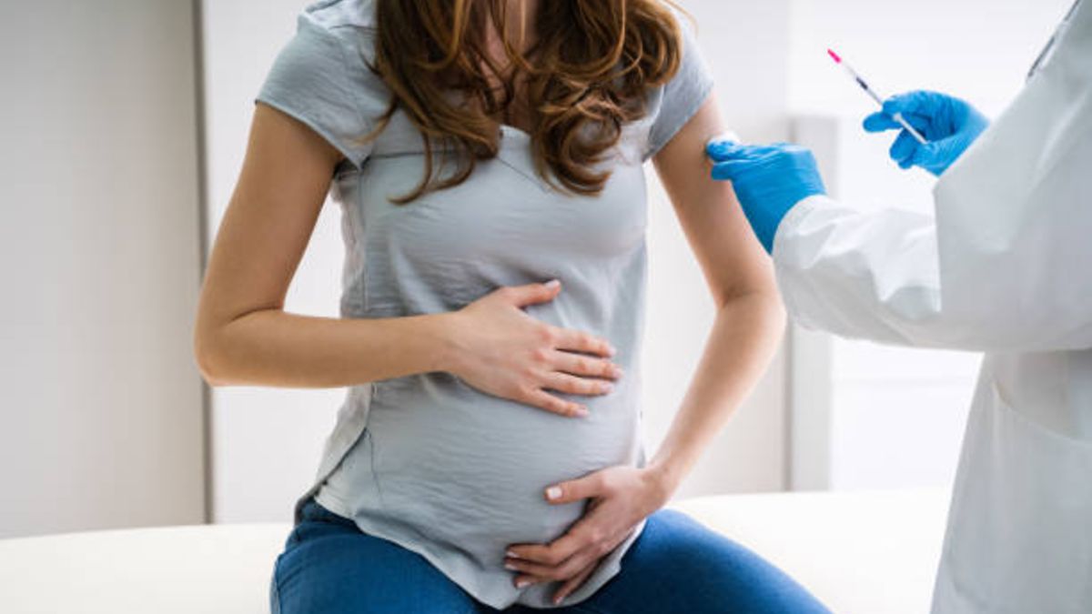 Todo lo que se necesita saber sobre el coronavirus y cómo afecta al embarazo