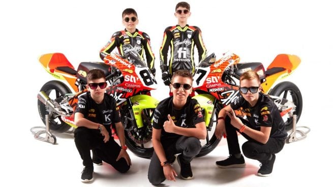 Hawkers refuerza su apuesta por la base del motociclismo y presenta el Hawkers FI ARO TEAM