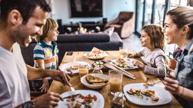 Dieta saludable para toda la familia: Cómo alimentarse mientras dure la cuarentena en casa